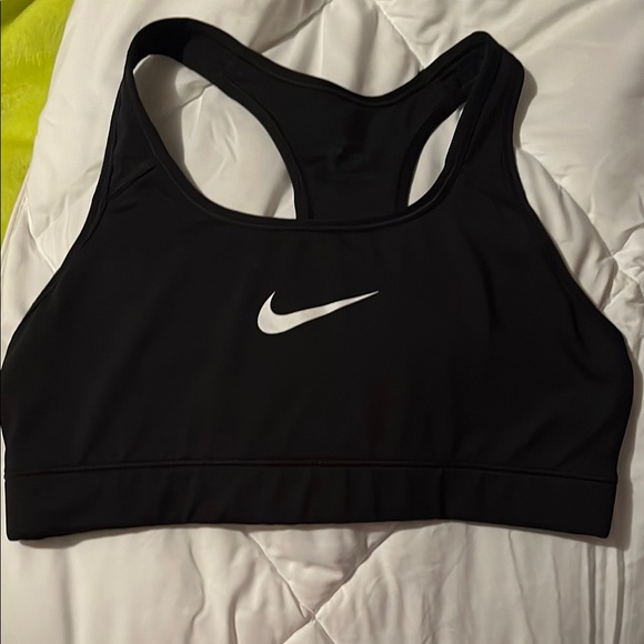Nike Women's Black Sports Bra - Picture 1 of 3